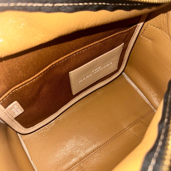 Marc Jacobs Small Leather Bag - Picture 8 of 10